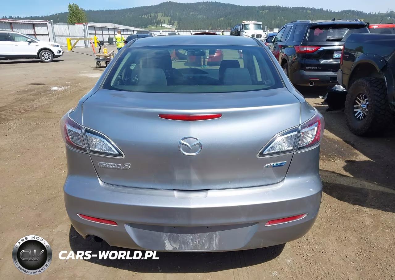 2013 Mazda Mazda3 I Sport VIN:JM1BL1UP7D1753280 - 17