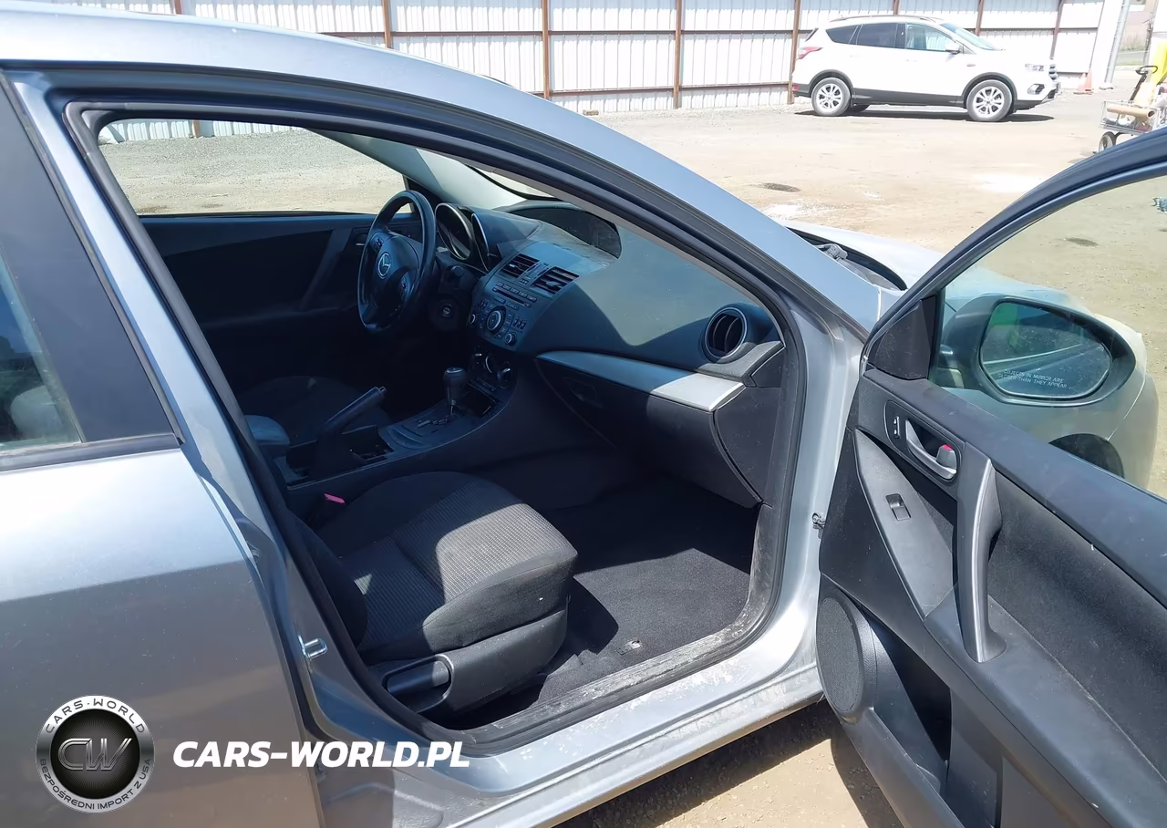 2013 Mazda Mazda3 I Sport VIN:JM1BL1UP7D1753280 - 5