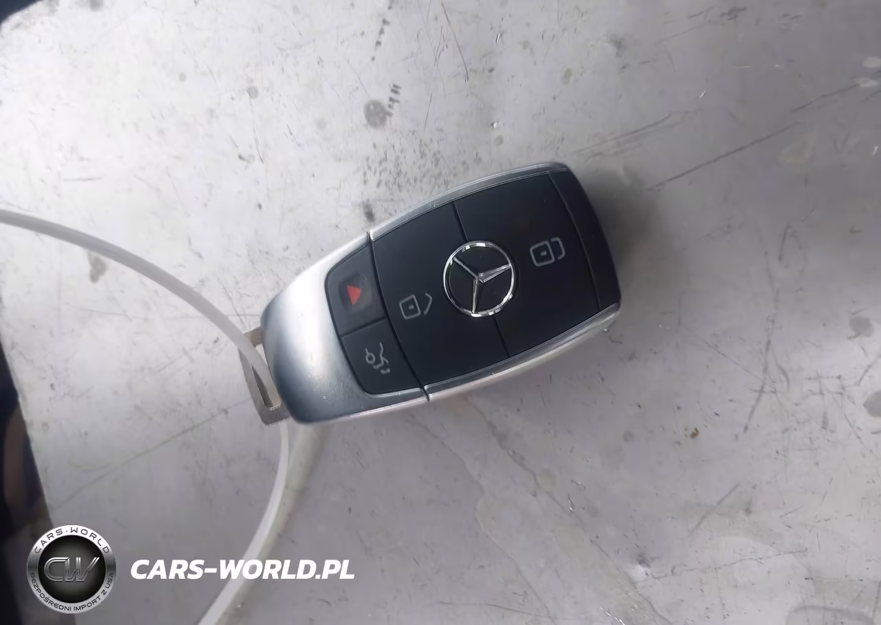 2020 Mercedes-Benz C 300 VIN:55SWF8DB2LU332691 - 11
