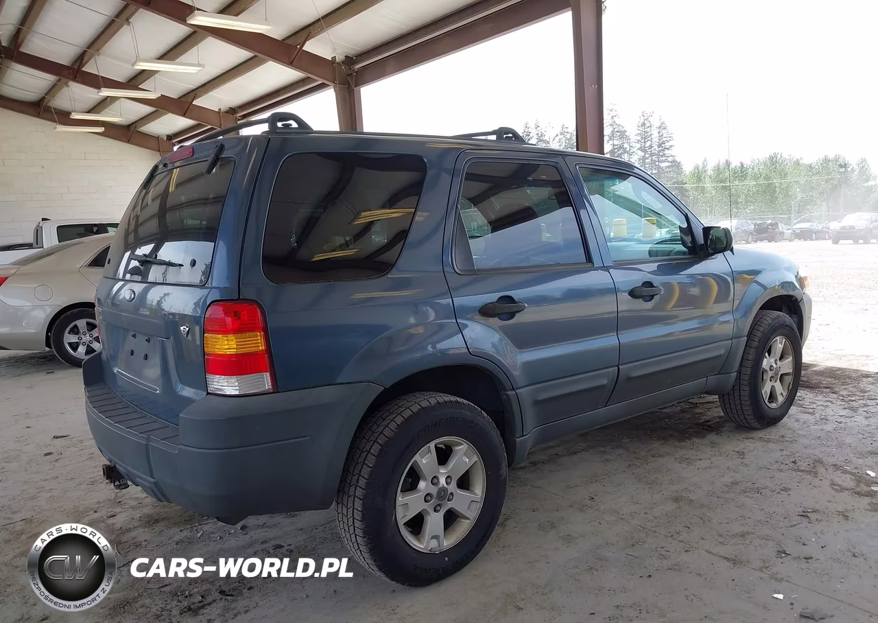 2005 Ford Escape Xlt VIN:1FMCU93185KC05373 - 4