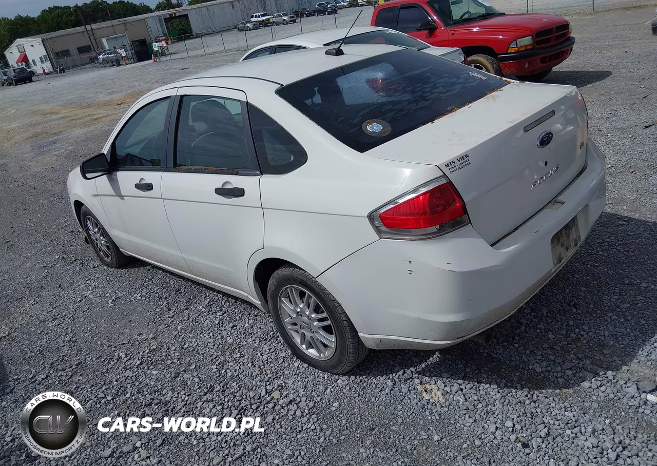 2009 Ford Focus Se VIN:1FAHP35N99W153593 - 3