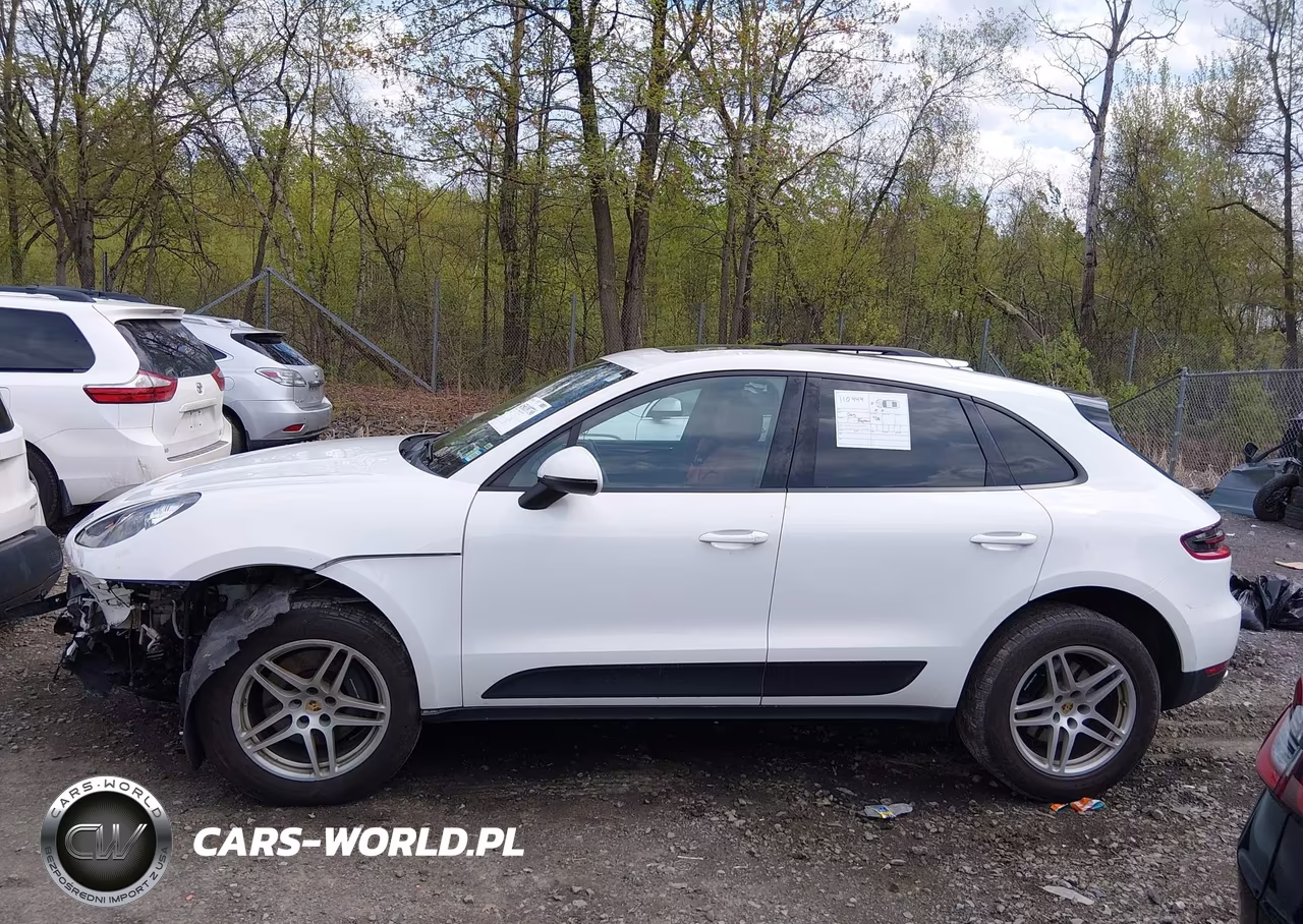 2018 Porsche Macan VIN:WP1AA2A5XJLB23472 - 14