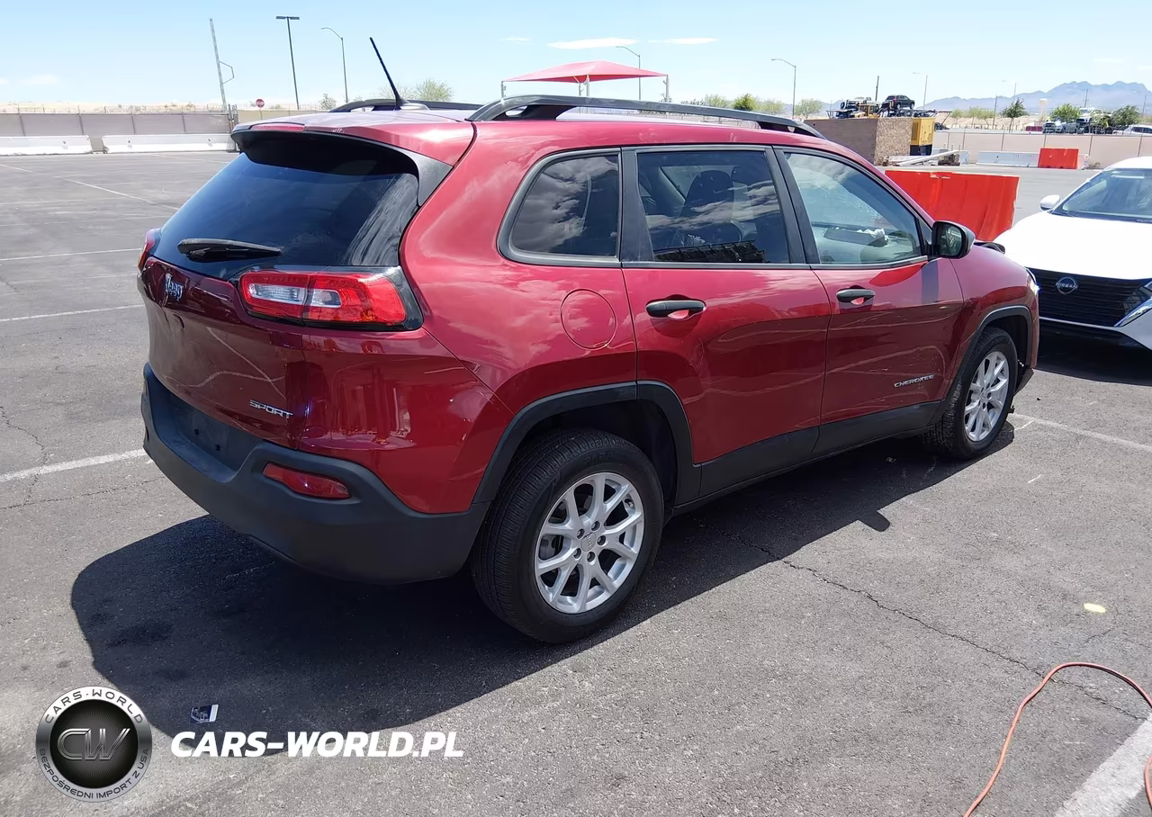 2016 Jeep Cherokee Sport VIN:1C4PJLAB6GW282388 - 4
