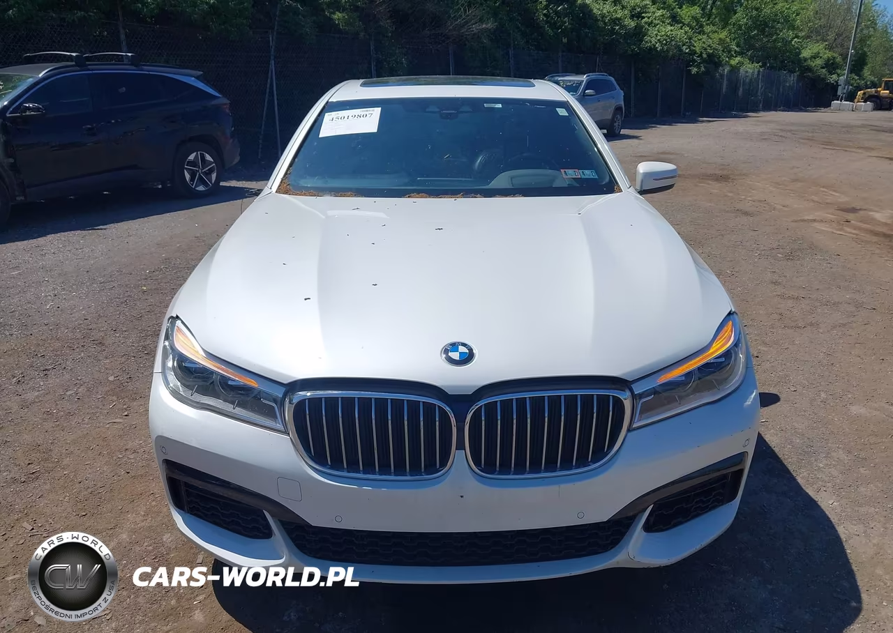 2019 BMW 750I xDrive VIN:WBA7F2C50KB239892 - 12