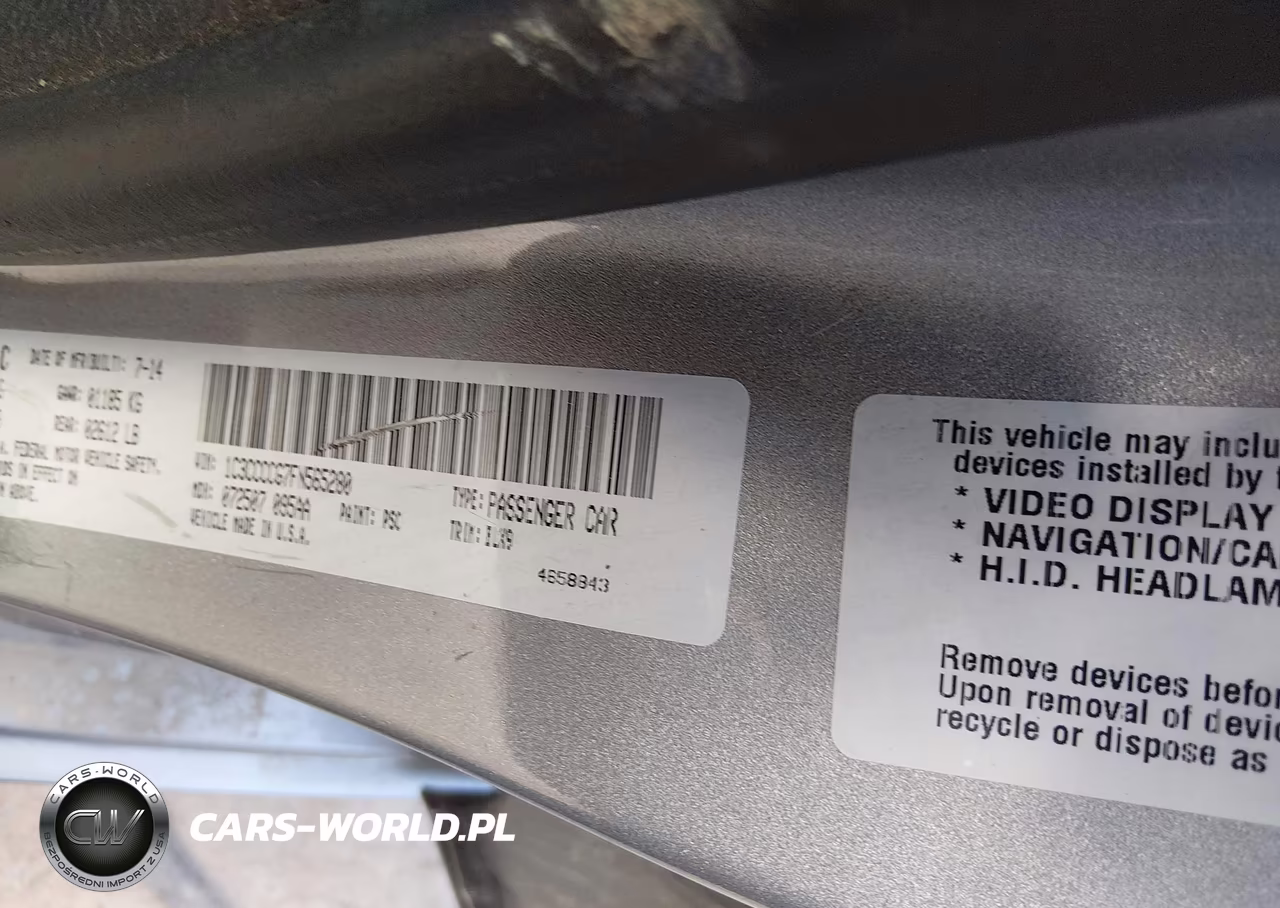 2015 Chrysler 200 C VIN:1C3CCCCG7FN565280 - 9