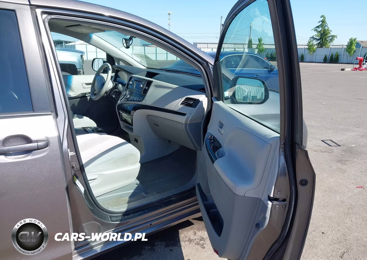 2013 Toyota Sienna Le V6 8 Passenger VIN:5TDKK3DC6DS307538 - 5