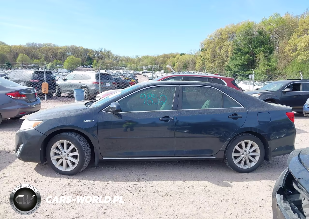 2013 Toyota Camry Hybrid Xle VIN:4T1BD1FK7DU073405 - 14