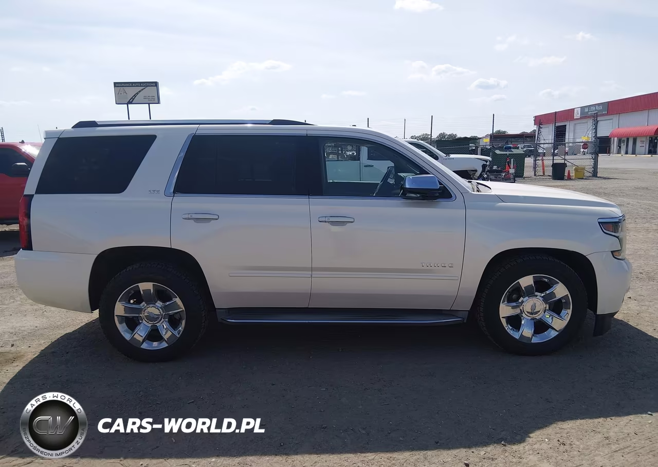 2015 Chevrolet Tahoe Ltz VIN:1GNSCCKC4FR275732 - 13
