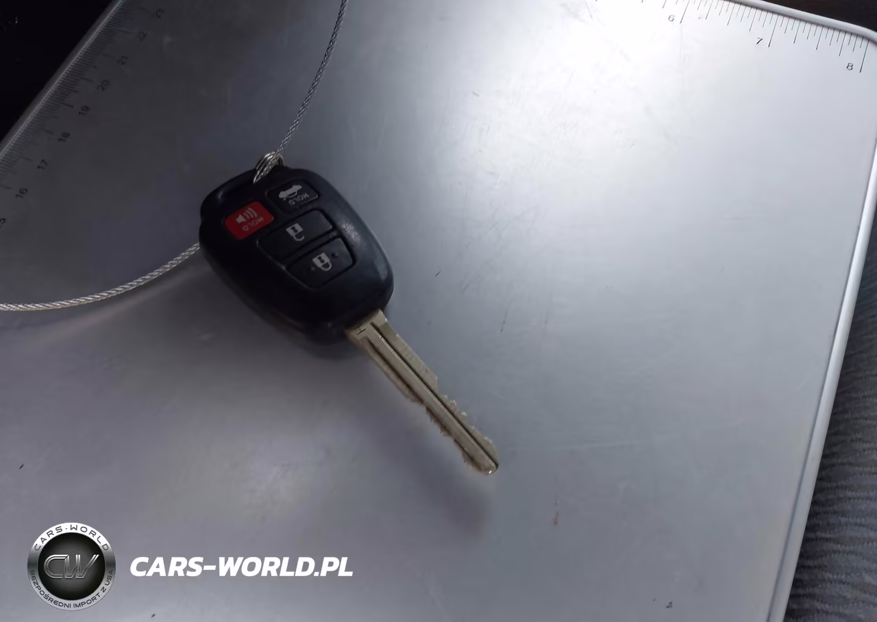 2015 Toyota Corolla Le VIN:2T1BURHE9FC245024 - 11