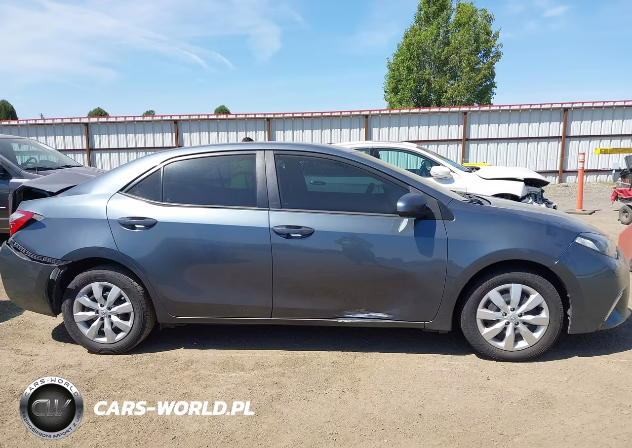 2015 Toyota Corolla Le VIN:2T1BURHE9FC245024 - 13