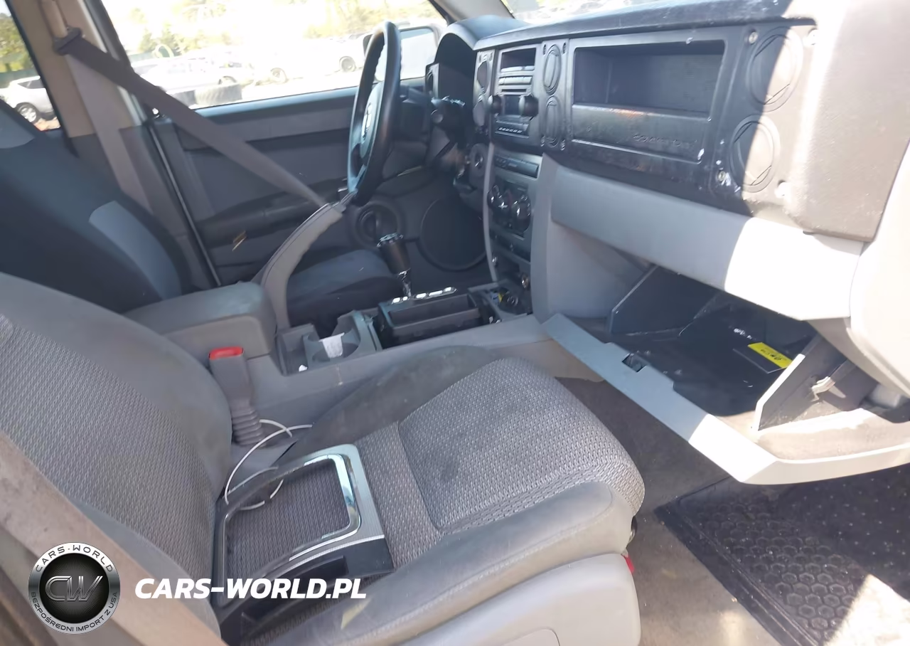 2007 Jeep Commander Sport VIN:1J8HG48K17C530538 - 5