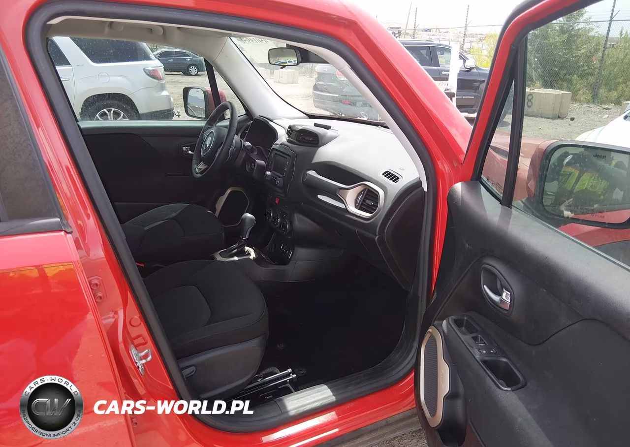 2015 Jeep Renegade Latitude VIN:ZACCJABT2FPB30372 - 5
