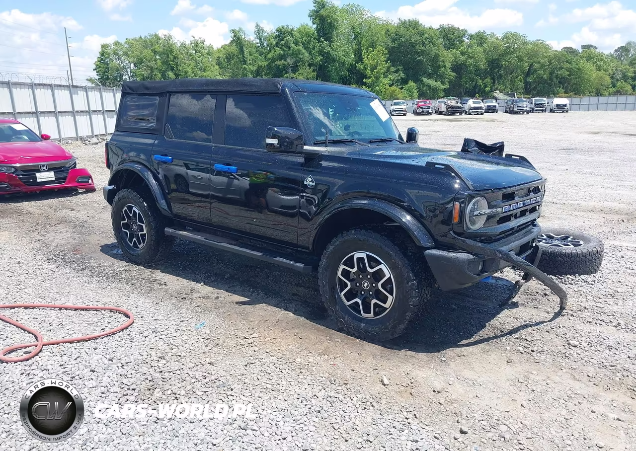 2022 Ford Bronco Outer Banks – zdjęcie 1 z 21