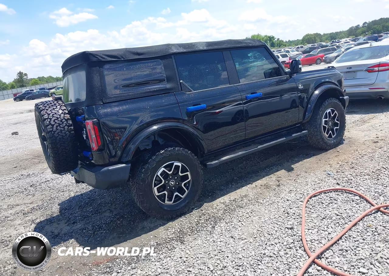 2022 Ford Bronco Outer Banks VIN:1FMDE5DHXNLB84994 - 4
