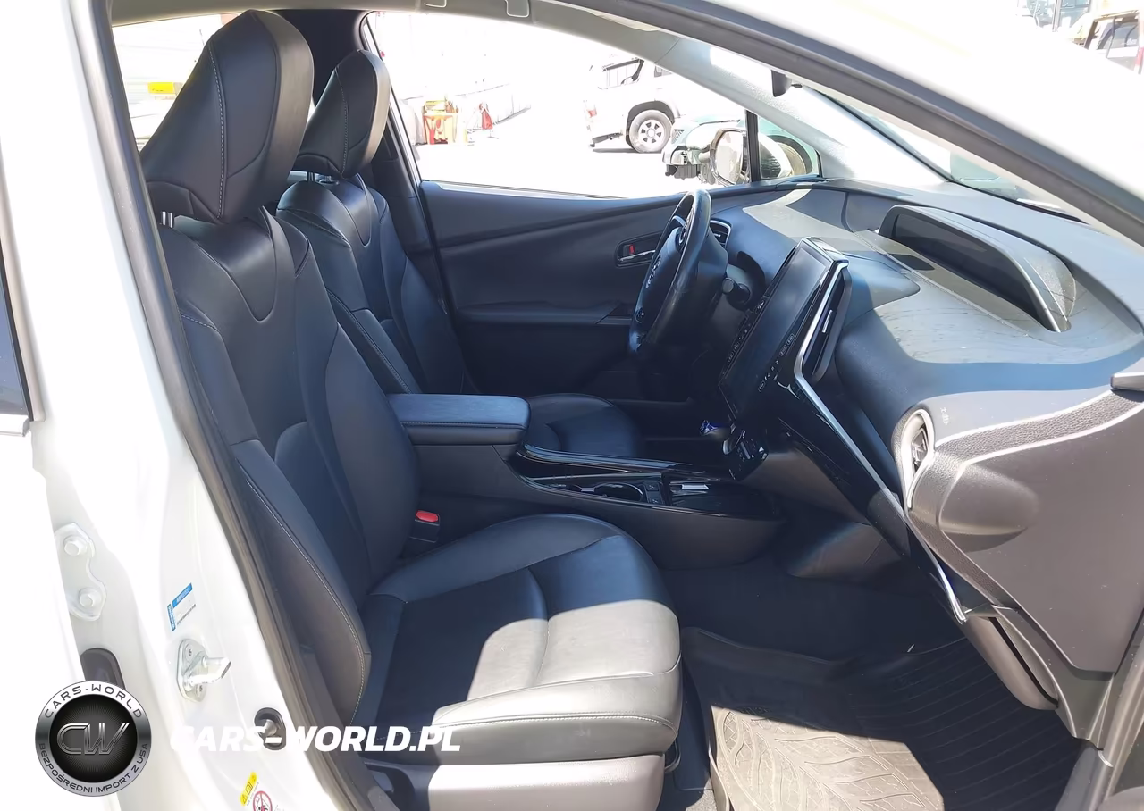2020 Toyota Prius Prime Xle VIN:JTDKARFP8L3147393 - 5