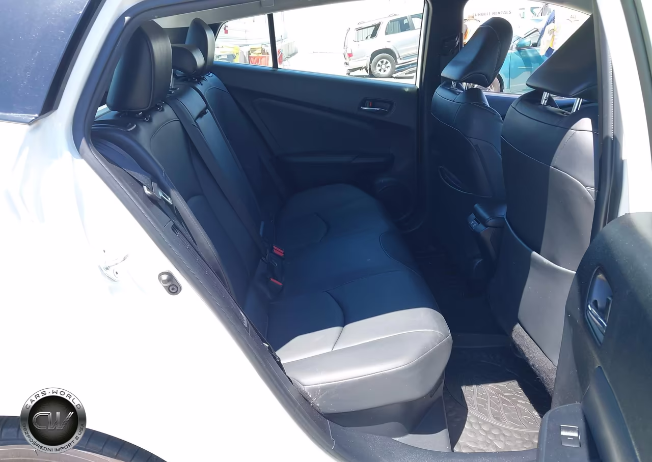 2020 Toyota Prius Prime Xle VIN:JTDKARFP8L3147393 - 8