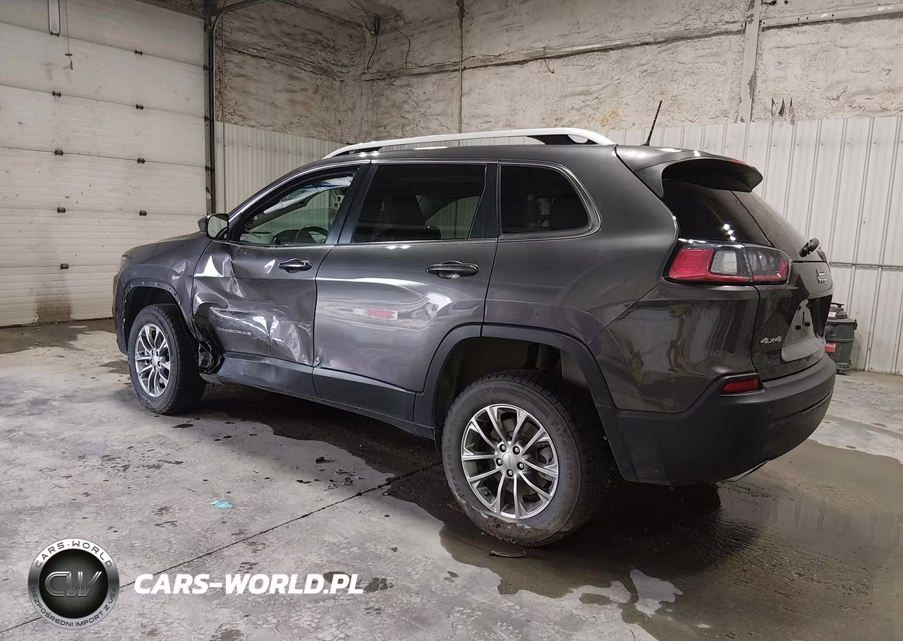 2019 Jeep Cherokee Latitude Plus 4X4 VIN:1C4PJMLN4KD229609 - 3