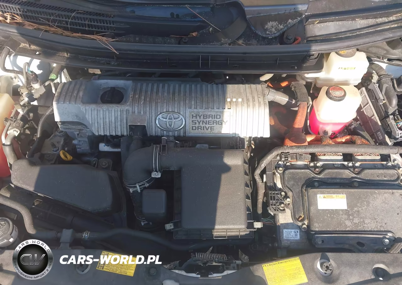 2014 Toyota Prius Three VIN:JTDKN3DU7E0388134 - 10