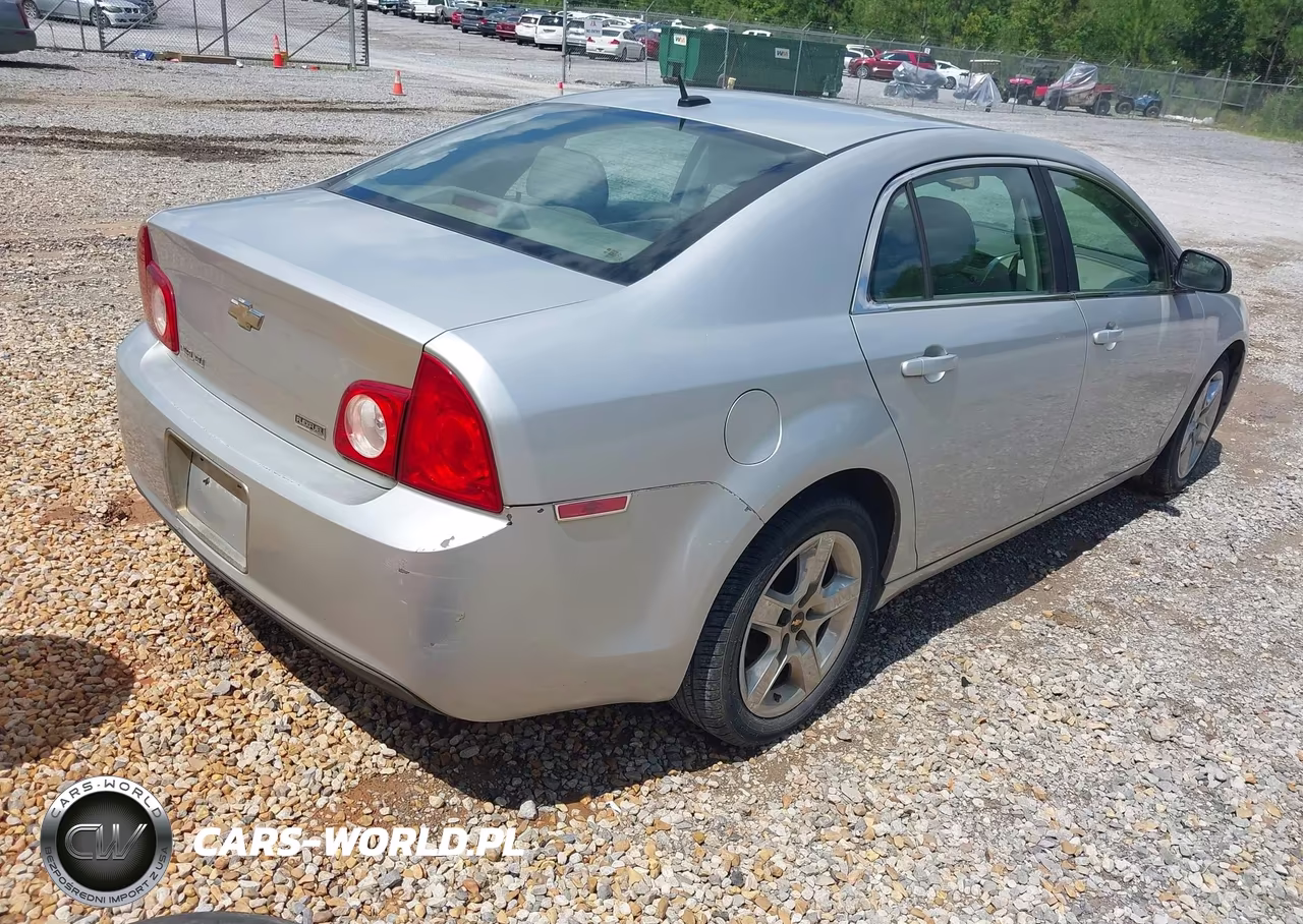 2010 Chevrolet Malibu Ls VIN:1G1ZA5E02AF210164 - 4