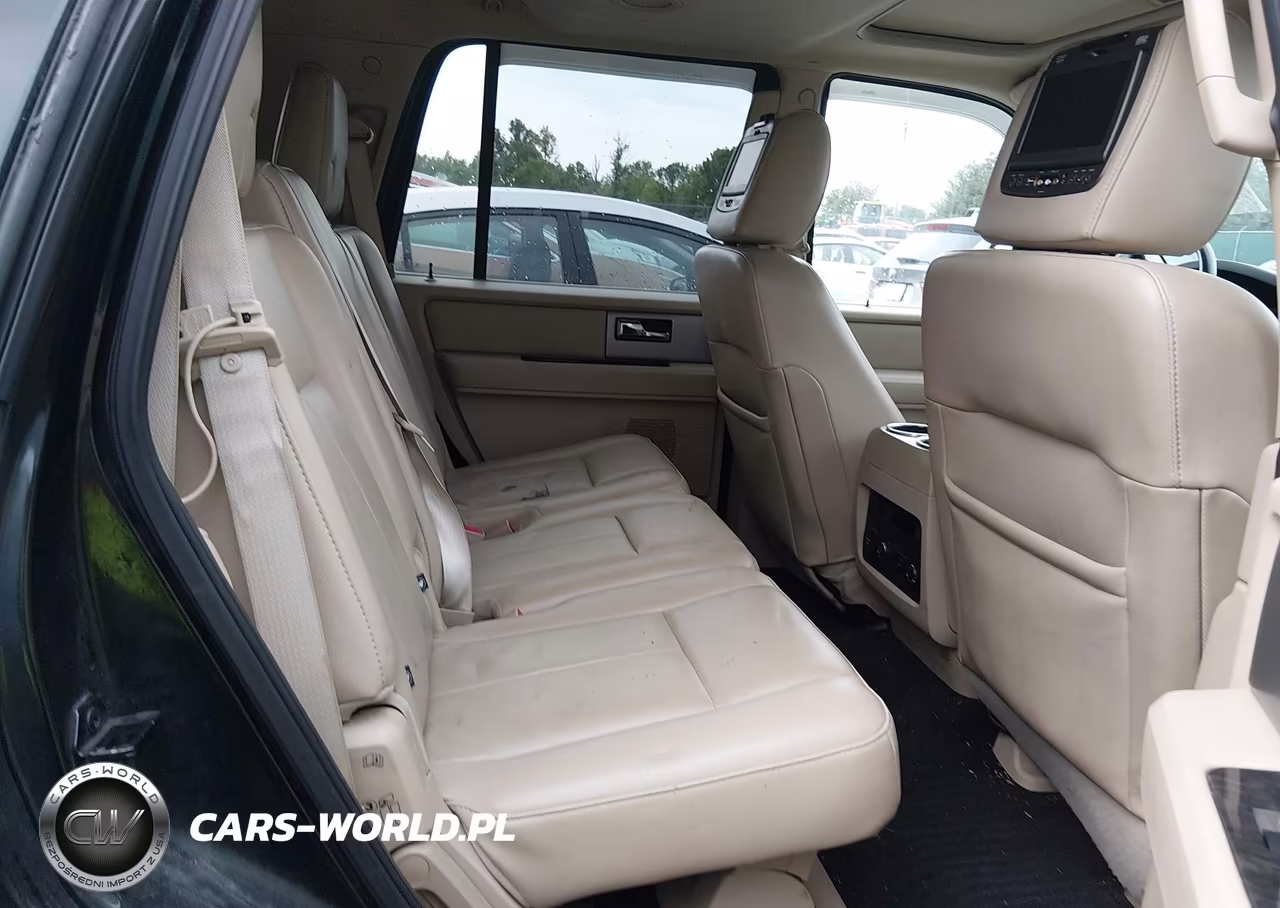 2016 Ford Expedition Limited VIN:1FMJU2AT4GEF00040 - 8