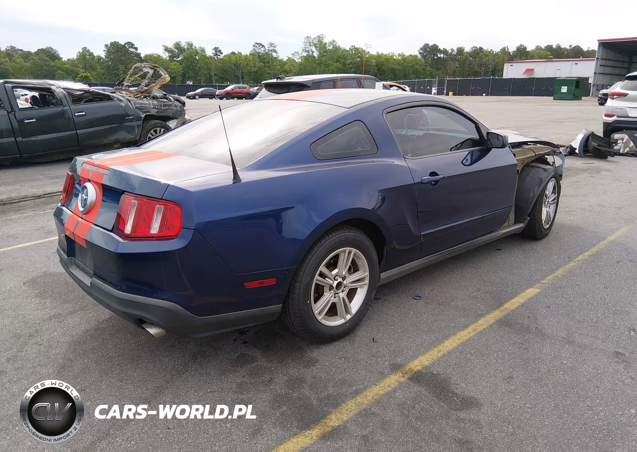 2011 Ford Mustang V6 VIN:1ZVBP8AM6B5167437 - 4