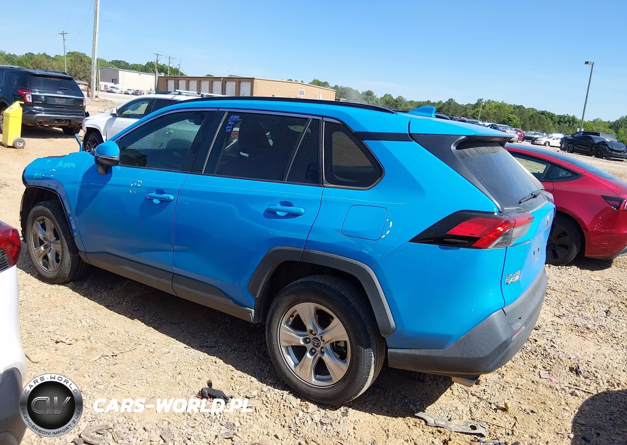 2020 Toyota Rav4 Xle VIN:2T3W1RFV2LW061963 - 3