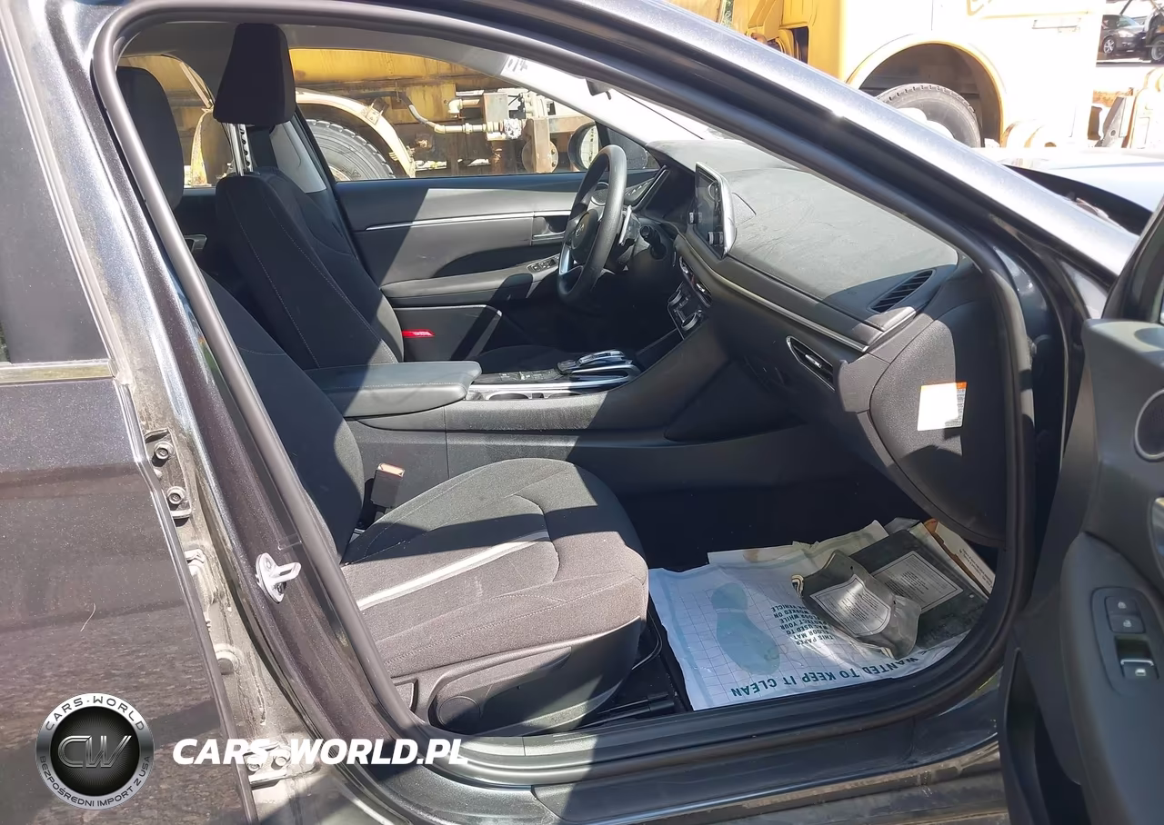 2023 Hyundai Sonata Hybrid Blue VIN:KMHL24JJ2PA067513 - 5