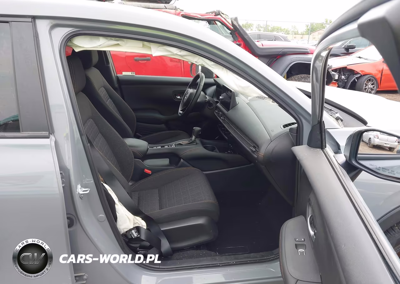 2026 Honda Hr-V Awd Sport VIN:3CZRZ2H54TM705856 - 5