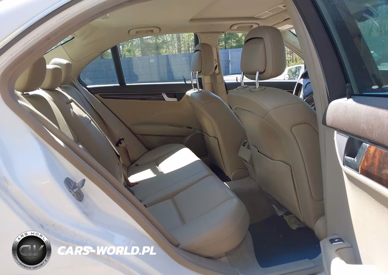 2013 Mercedes-Benz C 300 Sport 4Matic VIN:WDDGF8ABXDR286605 - 8