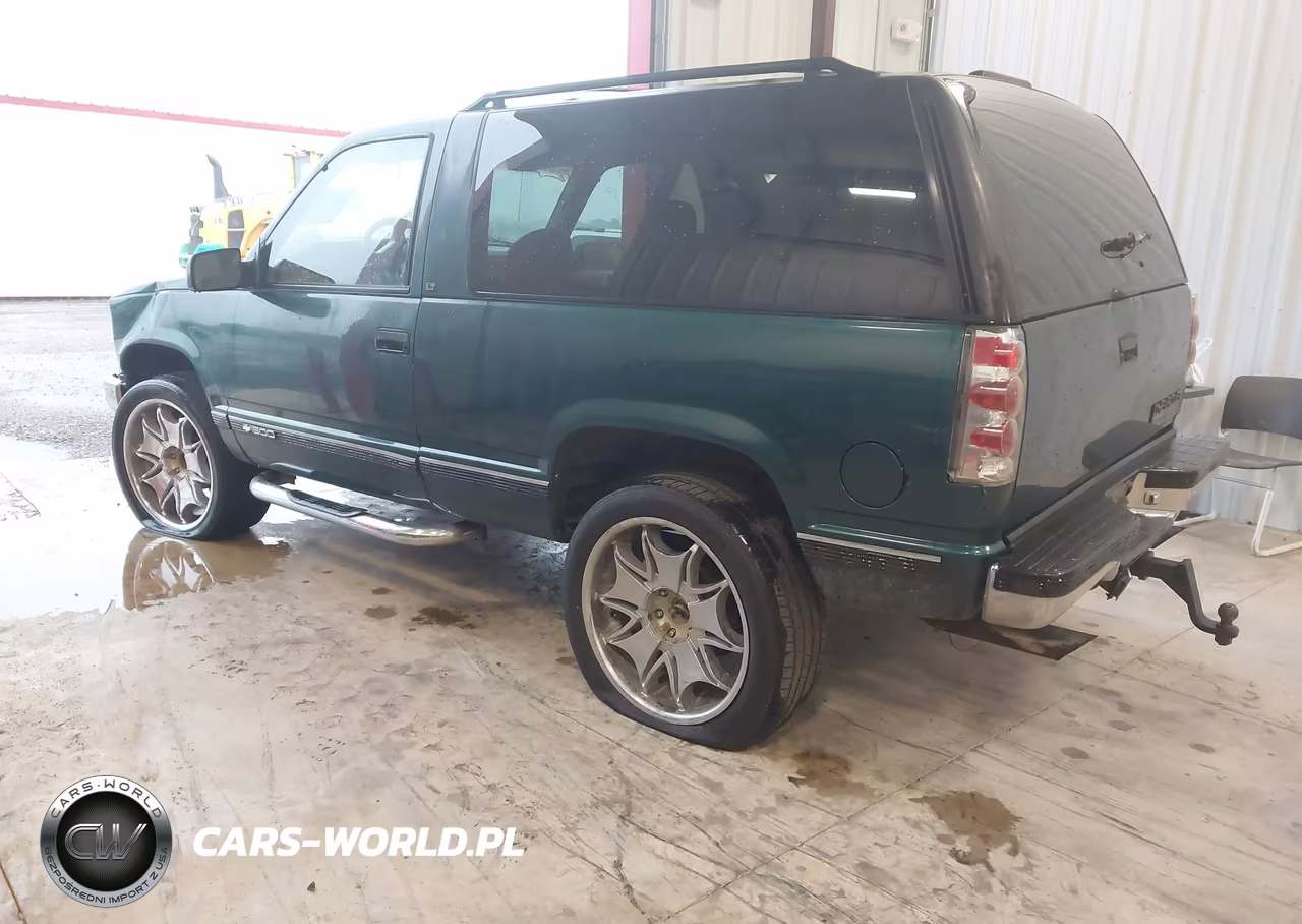 1995 Chevrolet Tahoe K1500 VIN:3GNEK18KXSG120342 - 3