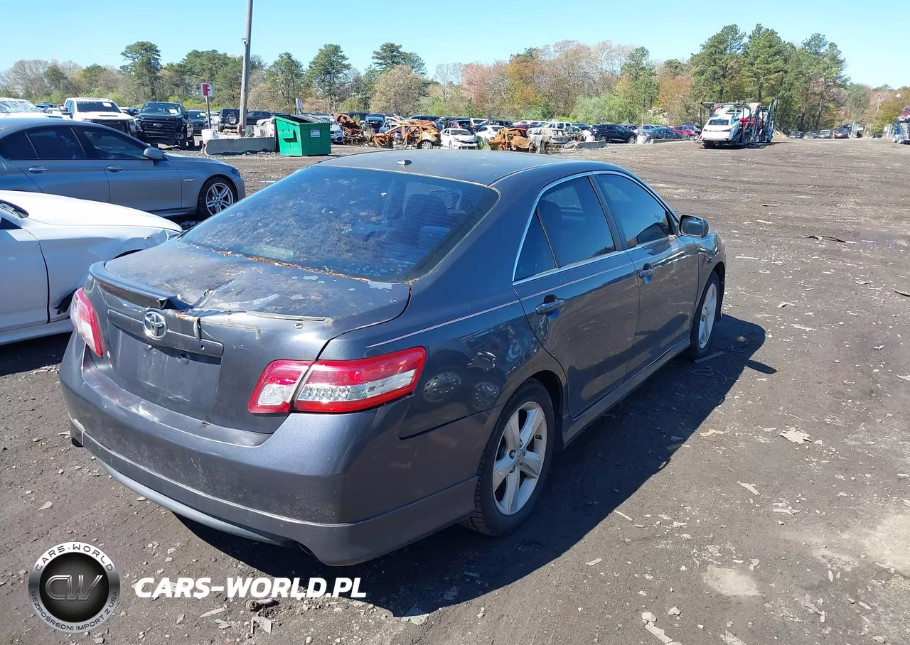 2010 Toyota Camry Se VIN:4T1BF3EK6AU041323 - 4