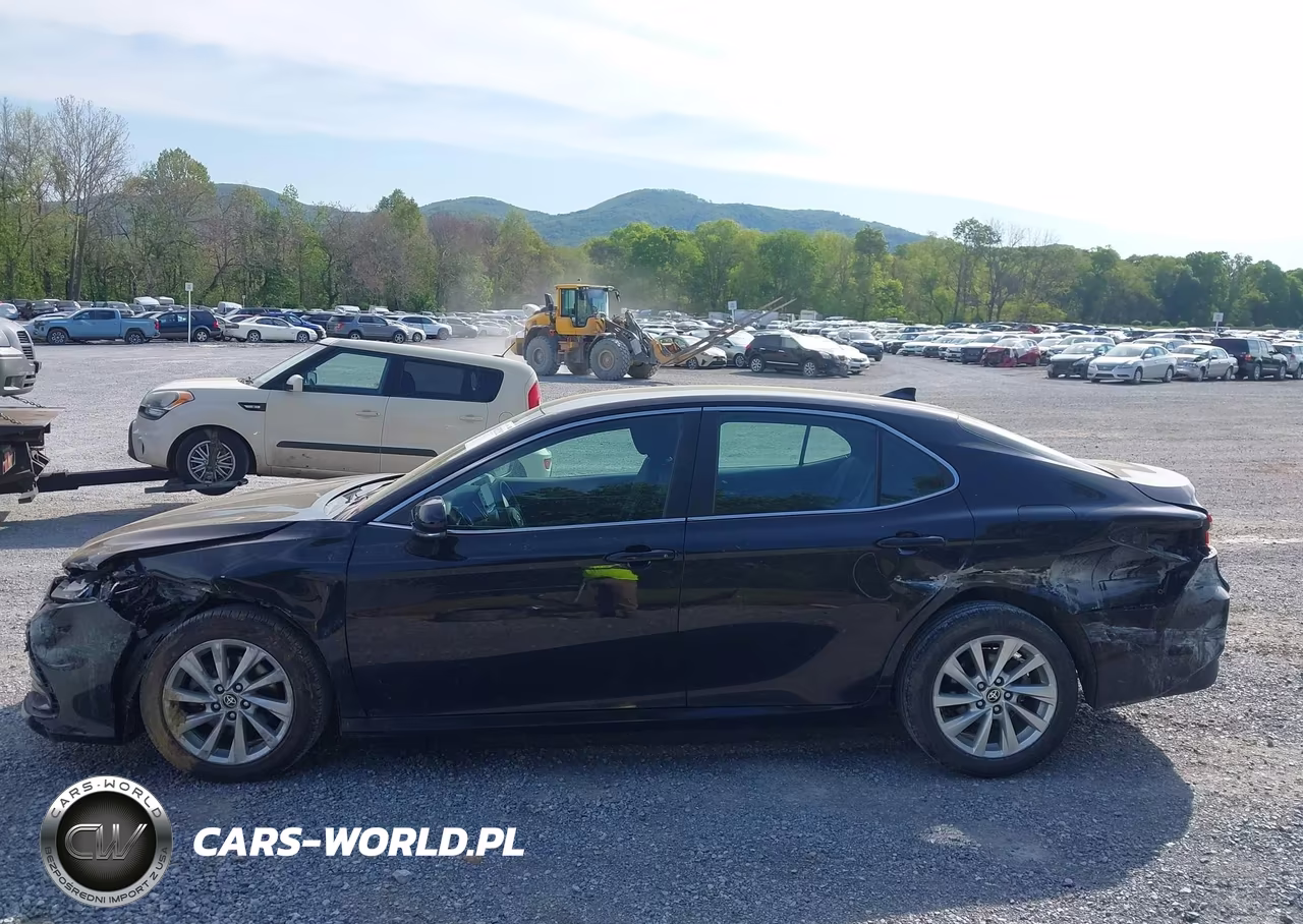 2021 Toyota Camry Le VIN:4T1C11AK7MU430599 - 15