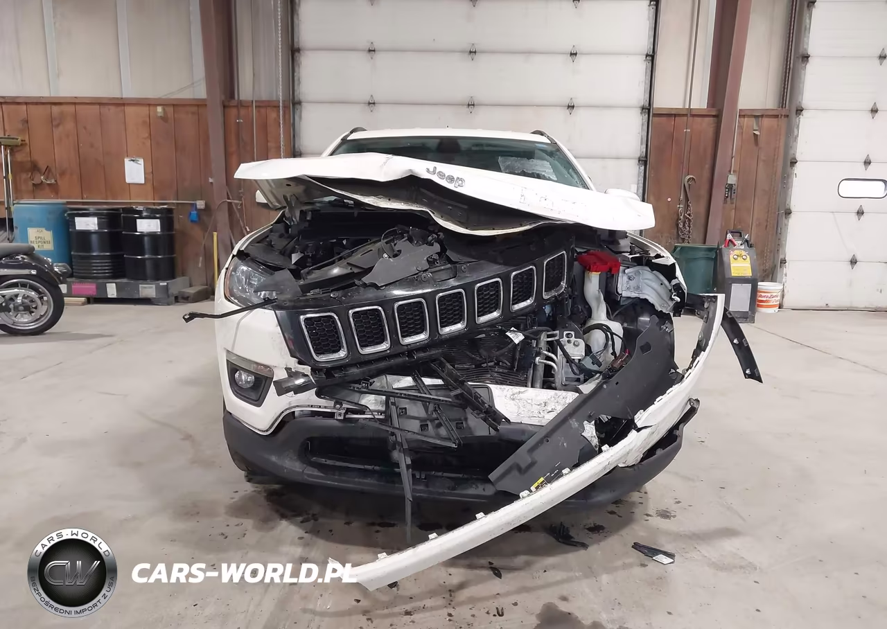 2019 Jeep Compass Latitude 4X4 VIN:3C4NJDBB7KT847502 - 12