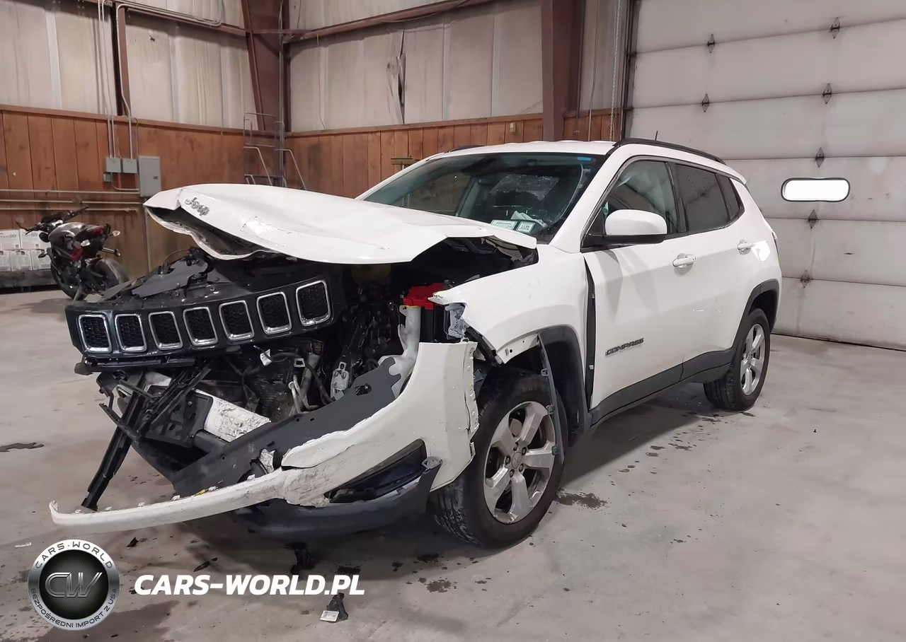 2019 Jeep Compass Latitude 4X4 VIN:3C4NJDBB7KT847502 - 2
