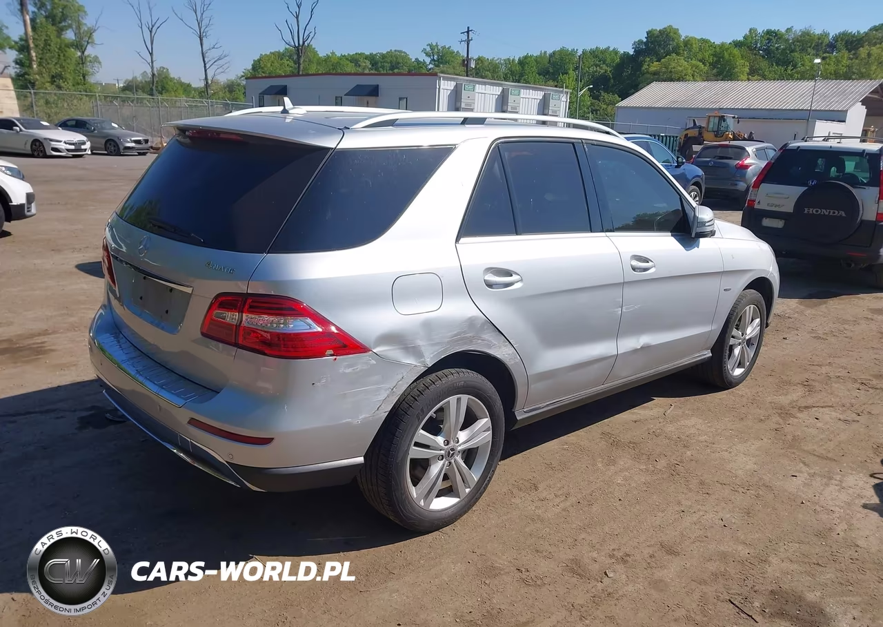 2012 Mercedes-Benz Ml 350 4Matic VIN:4JGDA5HB8CA024123 - 4