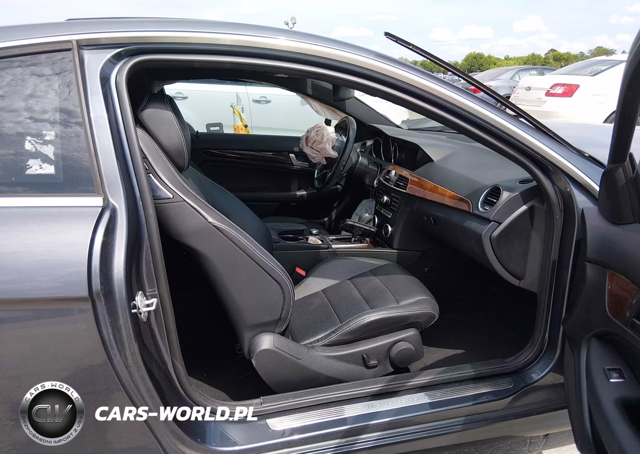 2014 Mercedes-Benz C 350 Sport 4Matic VIN:WDDGJ8JB1EG318899 - 5