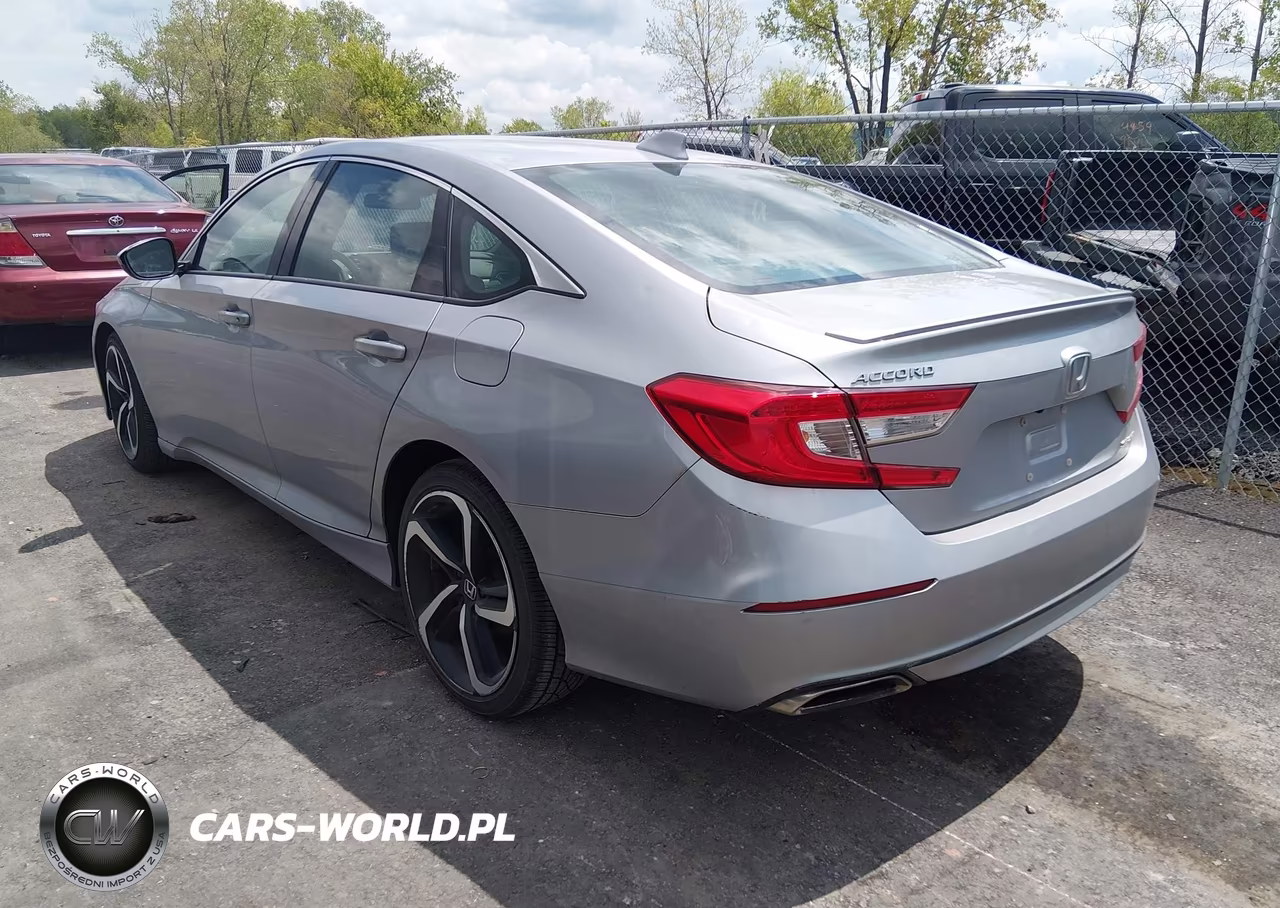 2018 Honda Accord Sport VIN:1HGCV1F36JA056446 - 3