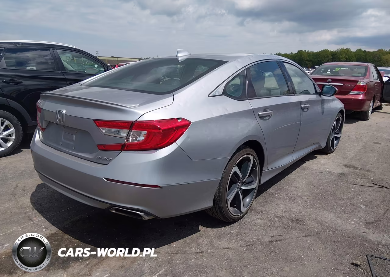 2018 Honda Accord Sport VIN:1HGCV1F36JA056446 - 4