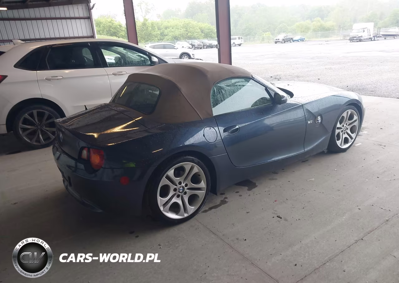 2003 BMW Z4 3.0I VIN:4USBT53493LT23455 - 4