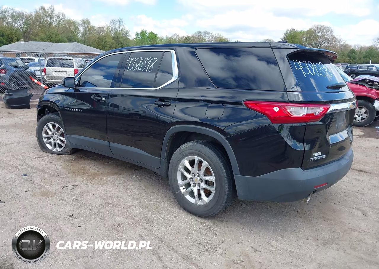 2018 Chevrolet Traverse Ls VIN:1GNERFKW2JJ163705 - 3