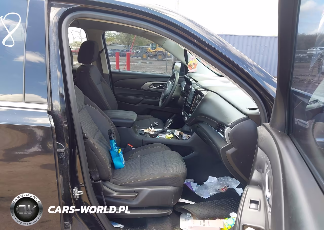 2018 Chevrolet Traverse Ls VIN:1GNERFKW2JJ163705 - 5