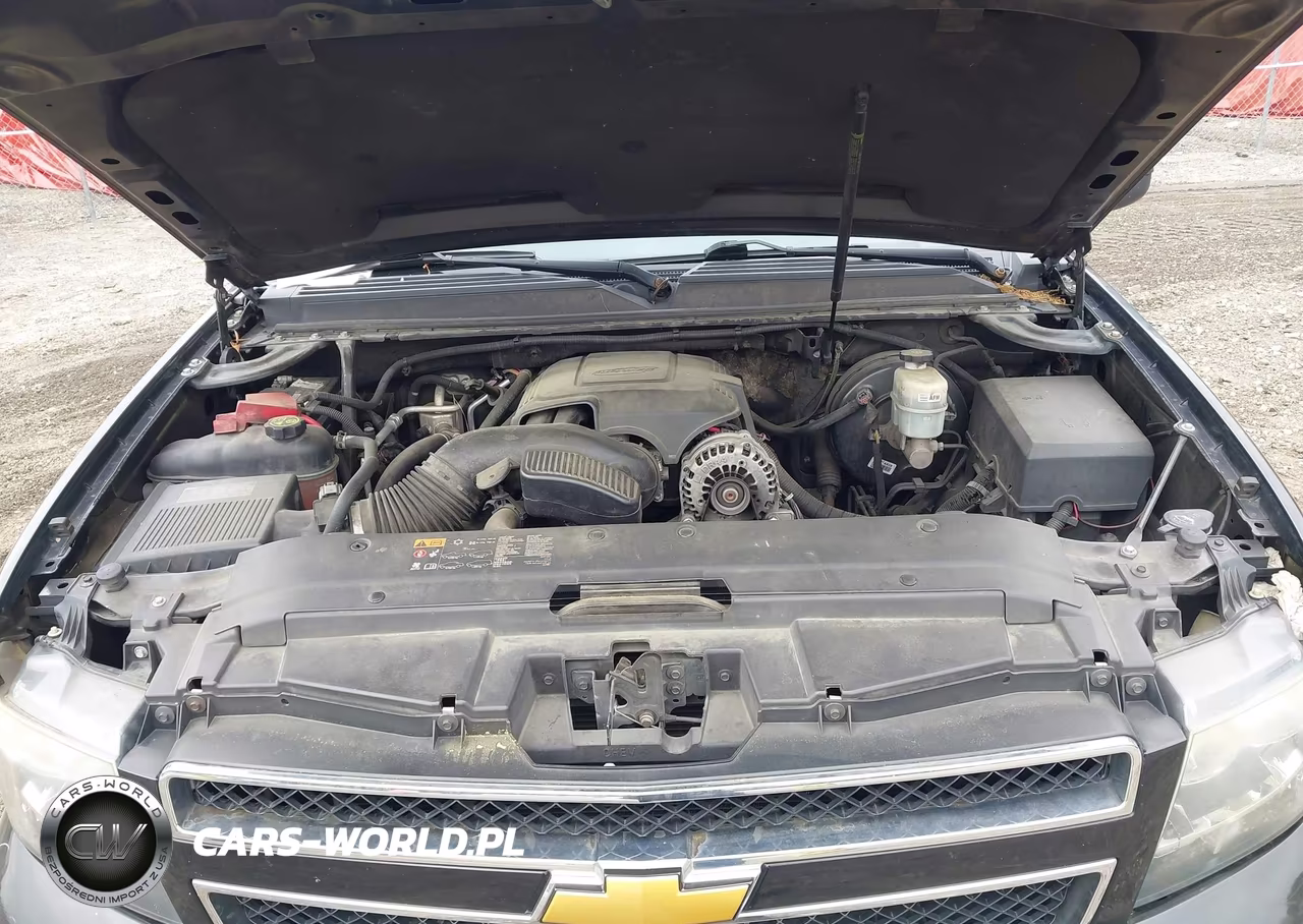 2014 Chevrolet Suburban 1500 Lt VIN:1GNSCJE04ER132171 - 10