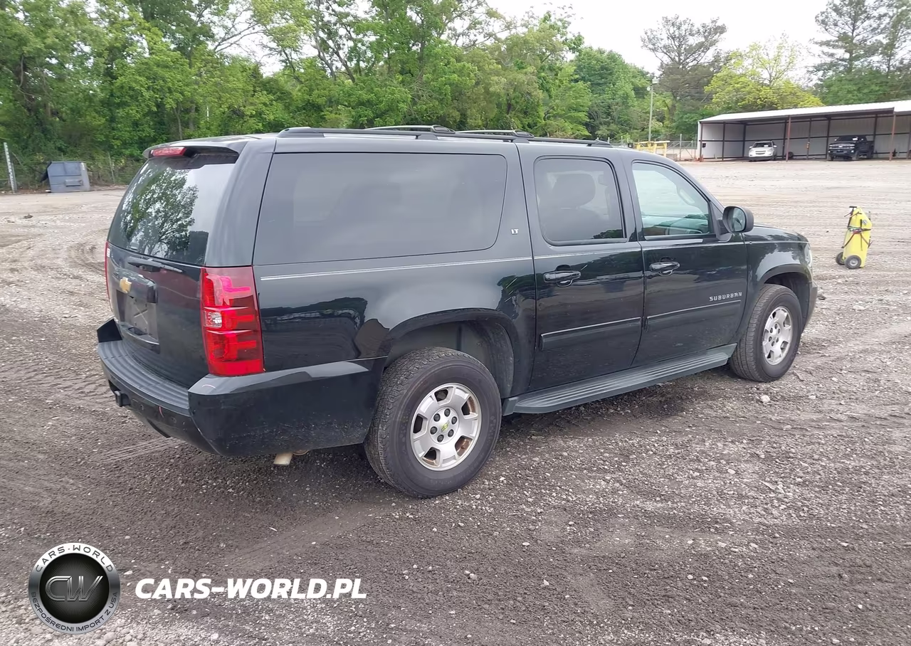 2014 Chevrolet Suburban 1500 Lt VIN:1GNSCJE04ER132171 - 4