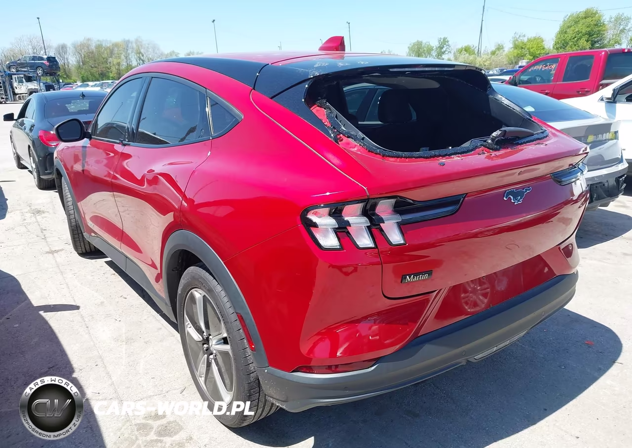 2022 Ford Mustang Mach-E Select VIN:3FMTK1RM1NMA19031 - 3