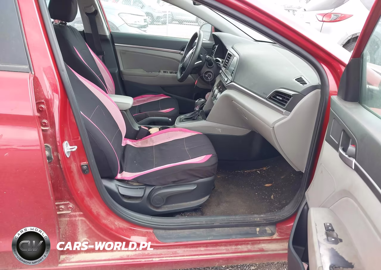 2019 Hyundai Elantra Sel VIN:5NPD84LF1KH467693 - 5