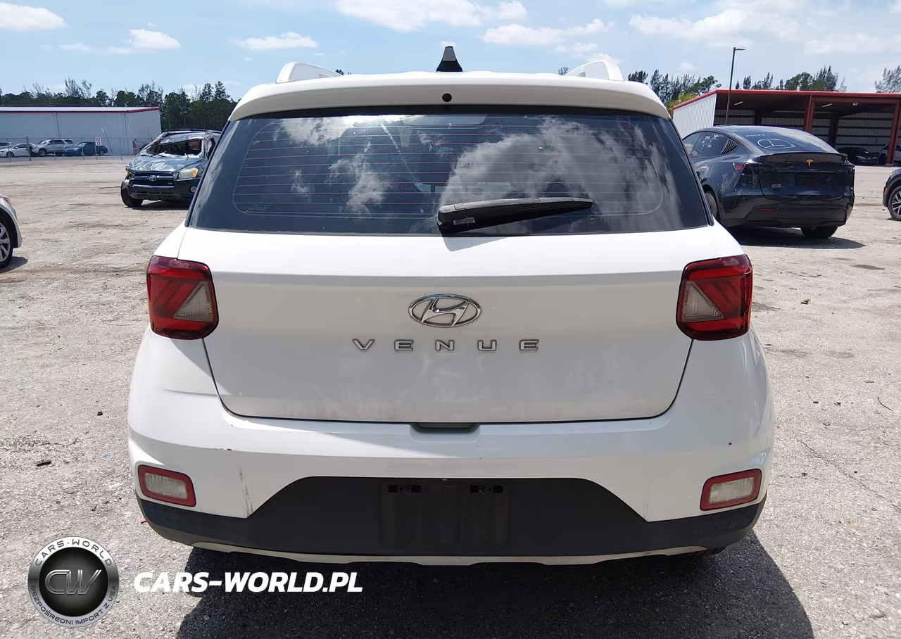 2020 Hyundai Venue Sel VIN:KMHRC8A34LU043612 - 17