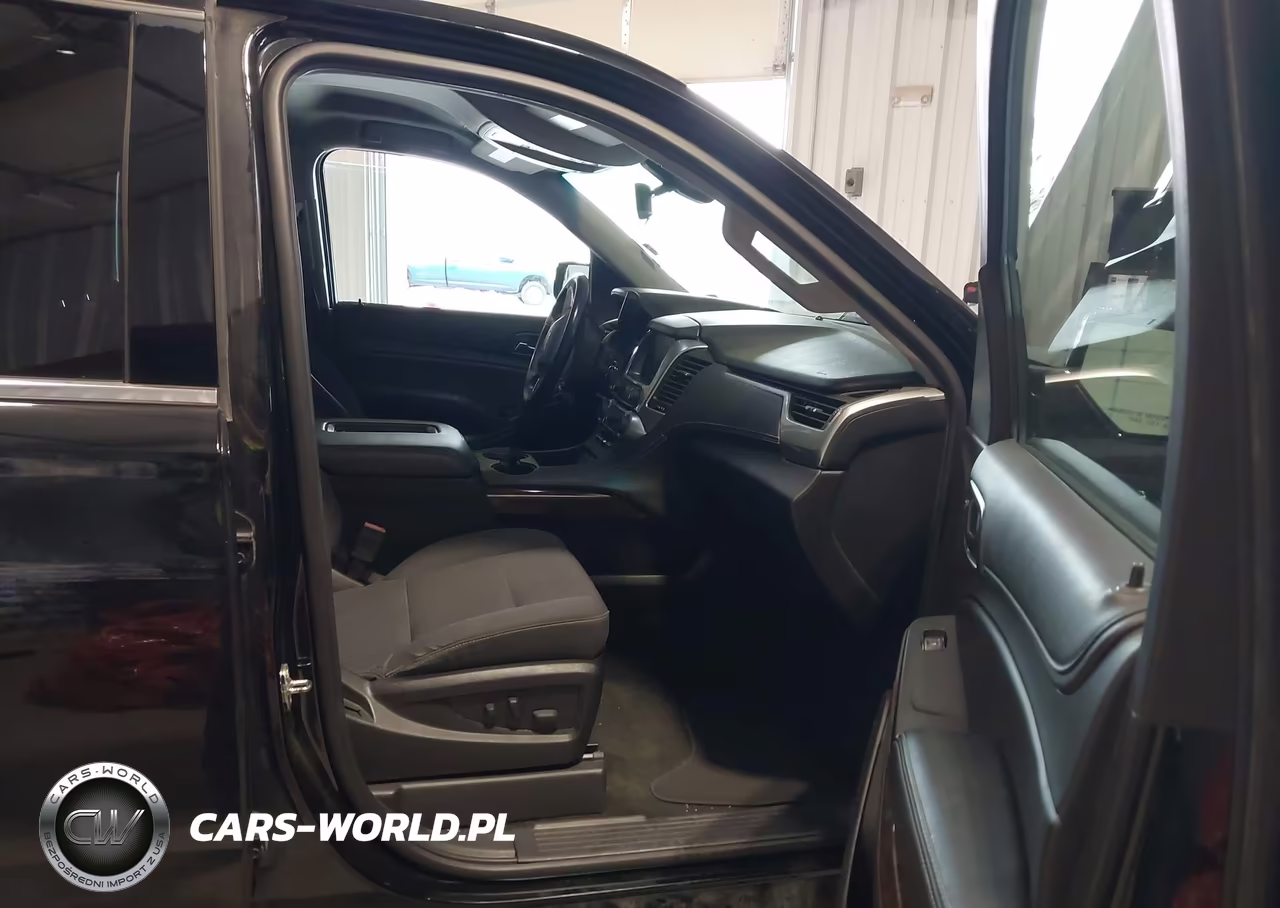 2017 Chevrolet Suburban Ls VIN:1GNSKGKC6HR297700 - 5