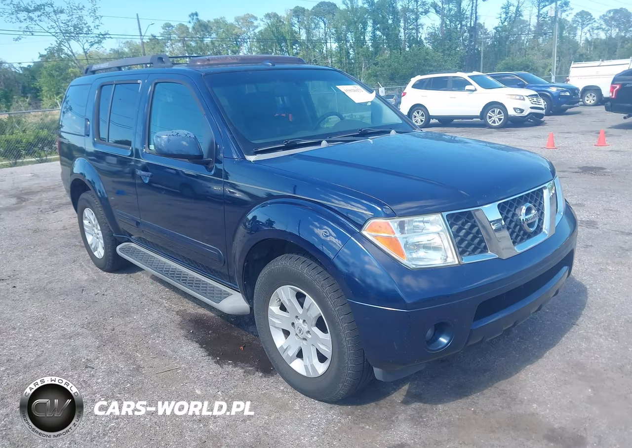 2007 Nissan Pathfinder Le