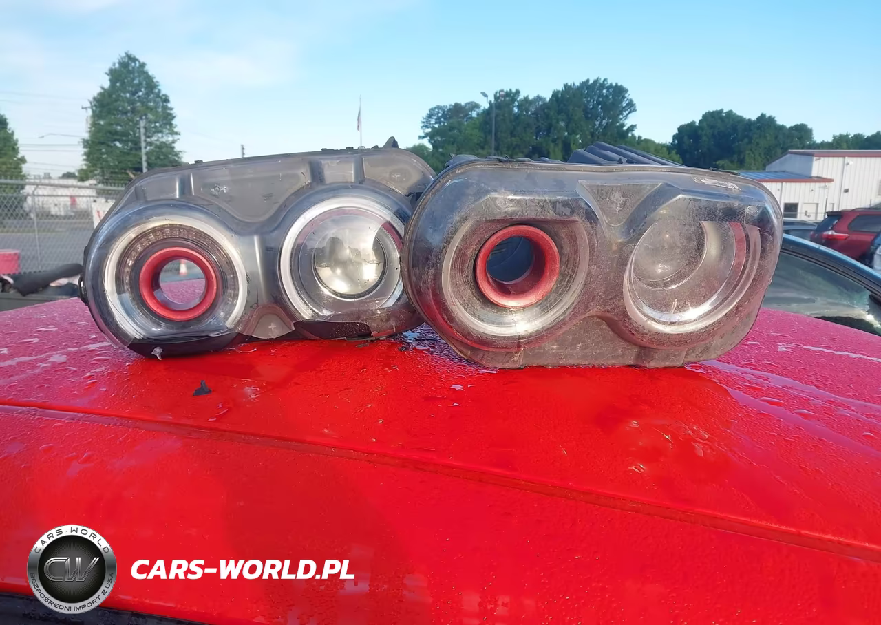 2018 Dodge Challenger Sxt VIN:2C3CDZAG2JH305597 - 12