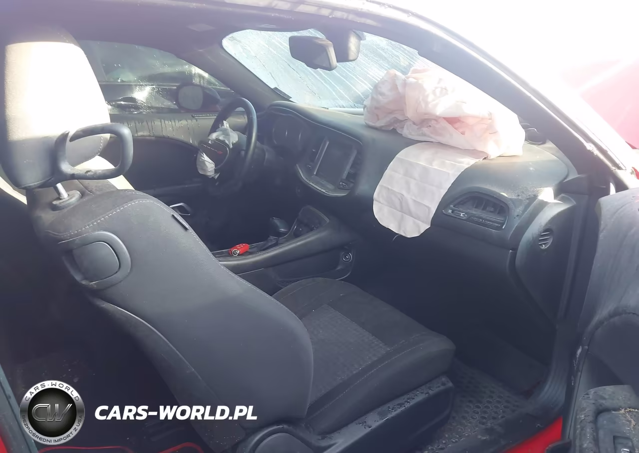 2018 Dodge Challenger Sxt VIN:2C3CDZAG2JH305597 - 5